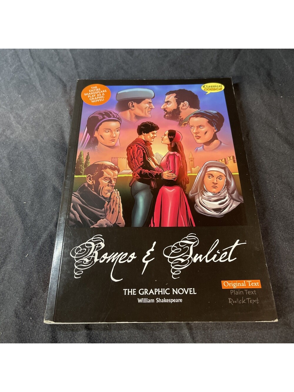 Romeo and Juliet the Graphic Novel: Original Text Paperback